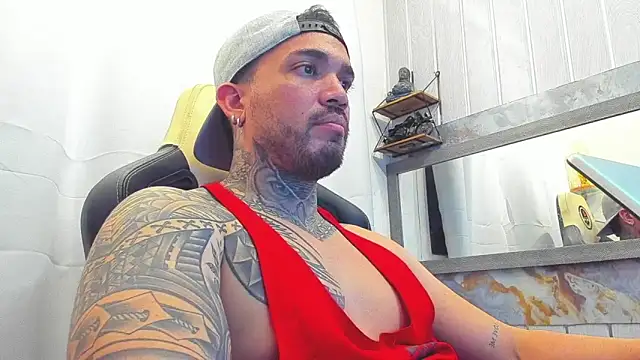 Snapshot of Angel_sex_latin chatting on 09/09/25, 05:29 Angel sex latin online show from 09/09/25, 05:29