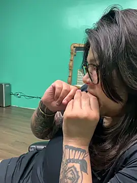 miacanela xo online show from 04/15/26, 03:24