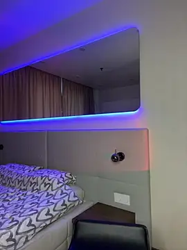 Melisa Ester online show from 12/12/24, 12:22