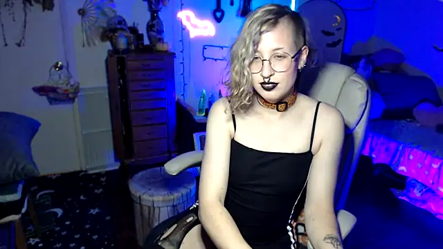 Bigbearnbunnyboy online show from 03/10/26, 05:12