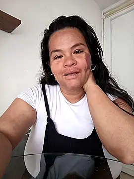 Julieta-tits online show from 04/13/26, 11:37