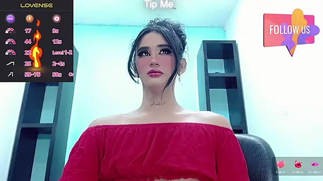 Snapshot of kinverly_sexyx chatting on 02/15/26, 10:25 kinverly sexyx online show from 02/15/26, 10:25