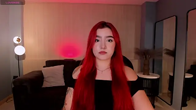 ViolettCastel online show from 10/28/25, 06:54