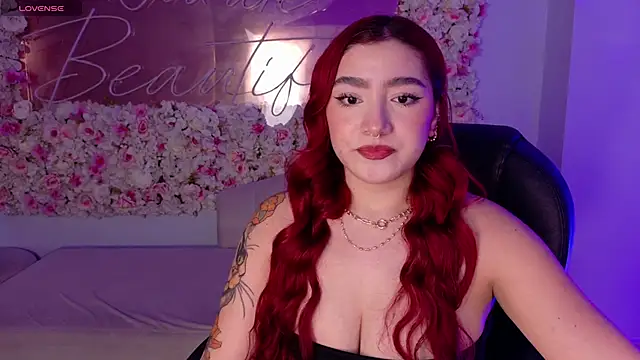 ViolettCastel online show from 01/16/26, 07:29