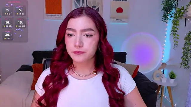 ViolettCastel online show from 07/04/26, 12:17