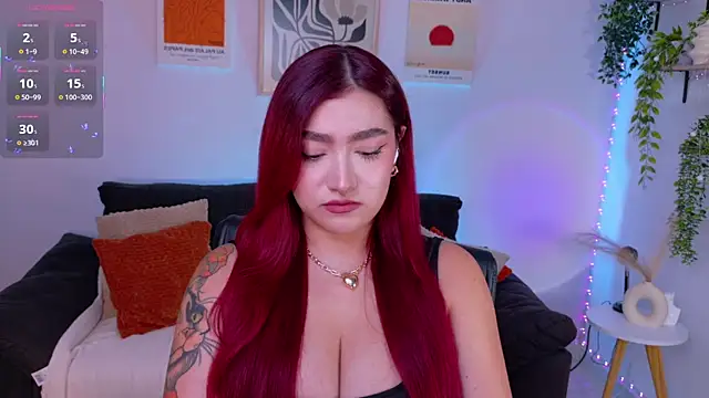ViolettCastel online show from 07/12/26, 11:40