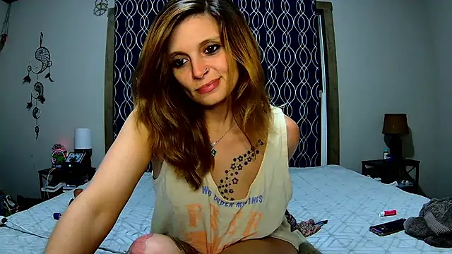 Snapshot of ZeelaXoXo chatting on 12/03/24, 05:53 ZeelaXoXo online show from 12/03/24, 05:53