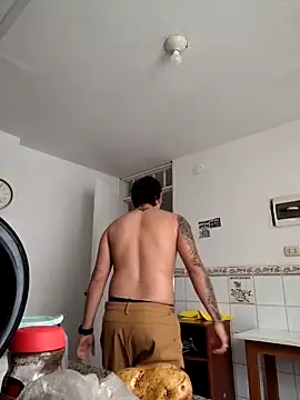 Snapshot of Rolblue chatting on 09/15/25, 06:41 Rolblue online show from 09/15/25, 06:41