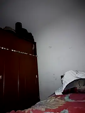 Snapshot of Rolblue chatting on 10/28/25, 05:55 Rolblue online show from 10/28/25, 05:55