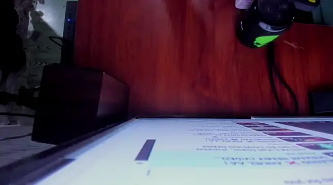 Snapshot of Kimmymadison- chatting on 12/29/24, 08:37 Kimmymadison- online show from 12/29/24, 08:37