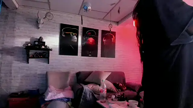 Snapshot of Kimmymadison- chatting on 02/02/25, 02:56 Kimmymadison- online show from 02/02/25, 02:56