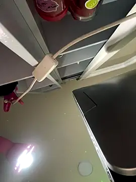 Snapshot of Kimmymadison- chatting on 09/11/25, 07:47 Kimmymadison- online show from 09/11/25, 07:47