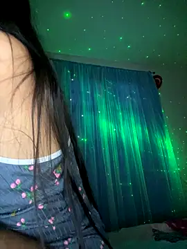 Snapshot of Kimmymadison- chatting on 09/24/25, 08:45 Kimmymadison- online show from 09/24/25, 08:45