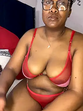 Snapshot of AssMilkymellowxx chatting on 10/04/25, 04:54 AssMilkymellowxx online show from 10/04/25, 04:54