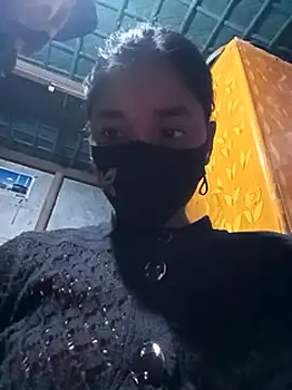 Snapshot of Aruyeshi- chatting on 02/27/25, 03:25 Aruyeshi- online show from 02/27/25, 03:25