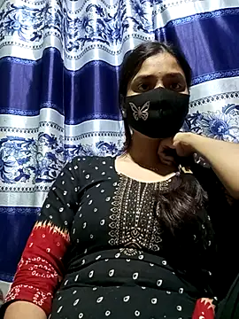 Snapshot of Aruyeshi- chatting on 03/04/25, 05:21 Aruyeshi- online show from 03/04/25, 05:21