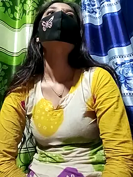 Snapshot of Aruyeshi- chatting on 03/08/25, 12:22 Aruyeshi- online show from 03/08/25, 12:22