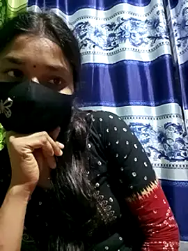 Snapshot of Aruyeshi- chatting on 03/18/25, 03:31 Aruyeshi- online show from 03/18/25, 03:31