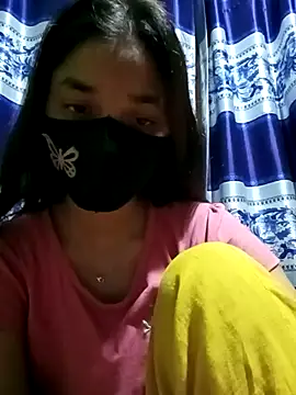 Snapshot of Aruyeshi- chatting on 03/21/25, 05:43 Aruyeshi- online show from 03/21/25, 05:43