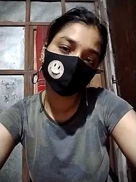 Snapshot of Aruyeshi- chatting on 11/01/25, 03:41 Aruyeshi- online show from 11/01/25, 03:41