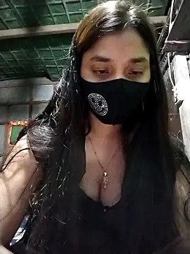 Snapshot of Aruyeshi- chatting on 11/06/25, 01:45 Aruyeshi- online show from 11/06/25, 01:45