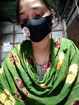 Snapshot of Aruyeshi- chatting on 12/02/25, 07:57 Aruyeshi- online show from 12/02/25, 07:57