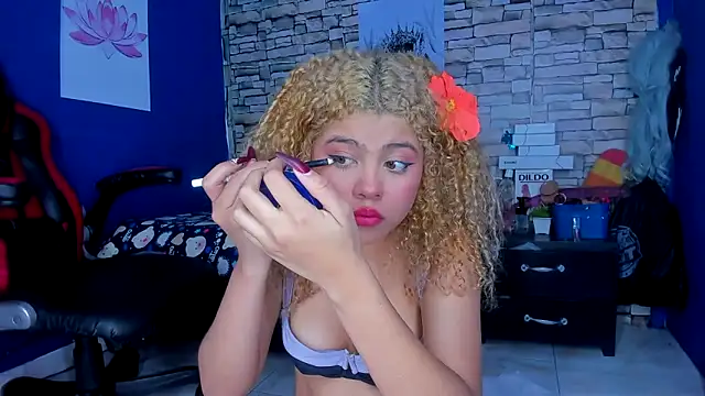 sofiacastillo01 online show from 02/27/25, 05:26