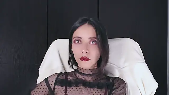 Snapshot of Edranah chatting on 04/06/26, 09:16 Edranah online show from 04/06/26, 09:16