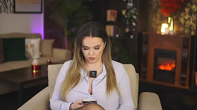 EvaSunderland online show from 01/13/25, 08:04