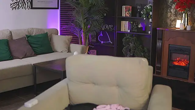 EvaSunderland online show from 02/06/25, 03:16