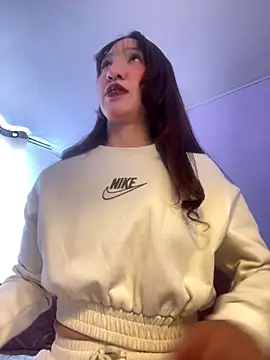 Snapshot of peiton_steele7 chatting on 11/22/25, 07:24 peiton steele7 online show from 11/22/25, 07:24