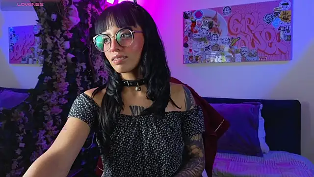 Snapshot of Dann_dan chatting on 02/26/26, 03:05 Dann dan online show from 02/26/26, 03:05