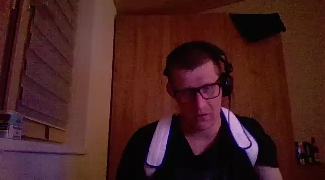 Bigthroaterboy online show from 03/02/25, 09:43