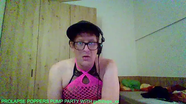 Bigthroaterboy online show from 09/14/25, 04:11