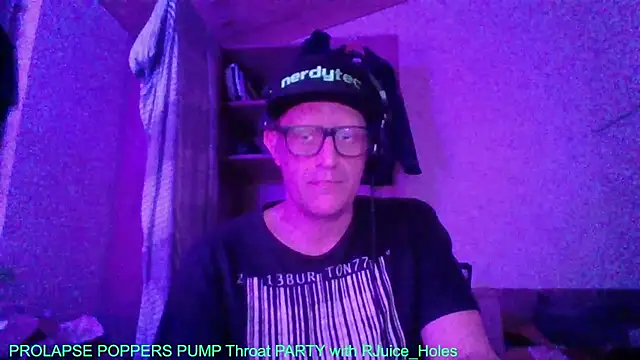 Bigthroaterboy online show from 10/23/25, 08:18