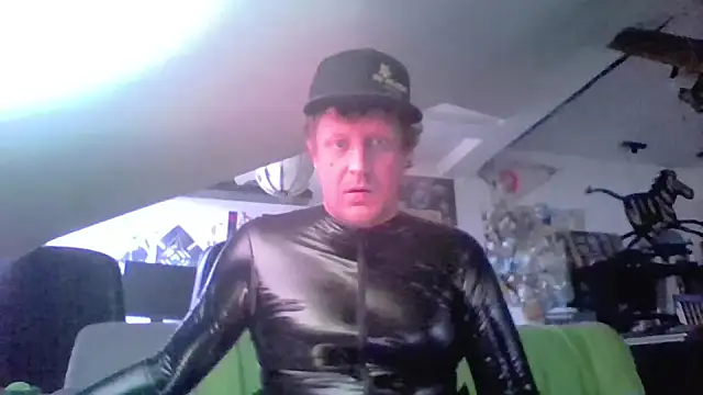 Bigthroaterboy online show from 05/08/26, 05:07