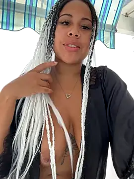 Snapshot of HaileyDiana chatting on 09/09/25, 09:20 HaileyDiana online show from 09/09/25, 09:20