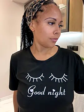 HaileyDiana online show from 11/05/25, 11:54