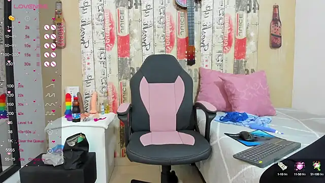 Snapshot of galatea_rous chatting on 01/28/25, 04:30 galatea rous online show from 01/28/25, 04:30