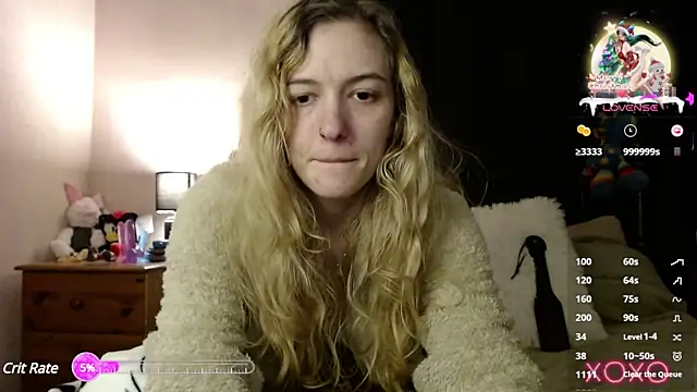 Snapshot of EllieeRose chatting on 01/11/25, 06:35 EllieeRose online show from 01/11/25, 06:35