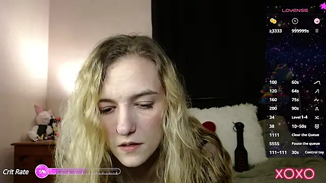 Snapshot of EllieeRose chatting on 02/02/25, 12:09 EllieeRose online show from 02/02/25, 12:09