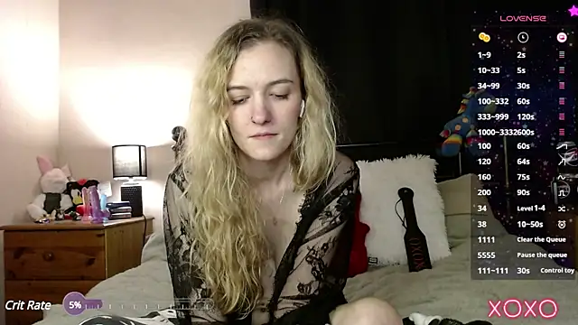 Snapshot of EllieeRose chatting on 02/02/25, 04:43 EllieeRose online show from 02/02/25, 04:43