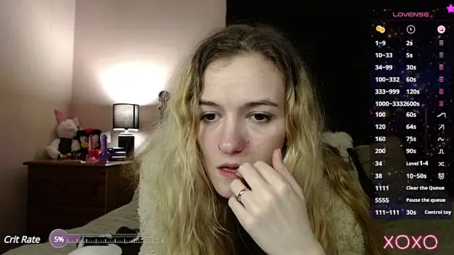 Snapshot of EllieeRose chatting on 03/12/25, 04:51 EllieeRose online show from 03/12/25, 04:51