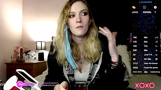 Snapshot of EllieeRose chatting on 10/05/25, 07:56 EllieeRose online show from 10/05/25, 07:56