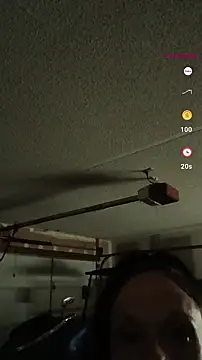 Snapshot of vvictoria_xxx chatting on 02/10/25, 09:58 vvictoria xxx online show from 02/10/25, 09:58