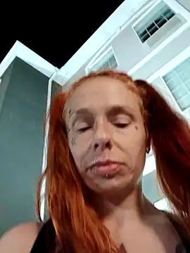 Snapshot of vvictoria_xxx chatting on 10/11/25, 12:32 vvictoria xxx online show from 10/11/25, 12:32