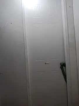 Snapshot of vvictoria_xxx chatting on 11/12/25, 01:22 vvictoria xxx online show from 11/12/25, 01:22