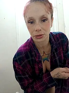 Snapshot of vvictoria_xxx chatting on 11/22/25, 07:35 vvictoria xxx online show from 11/22/25, 07:35