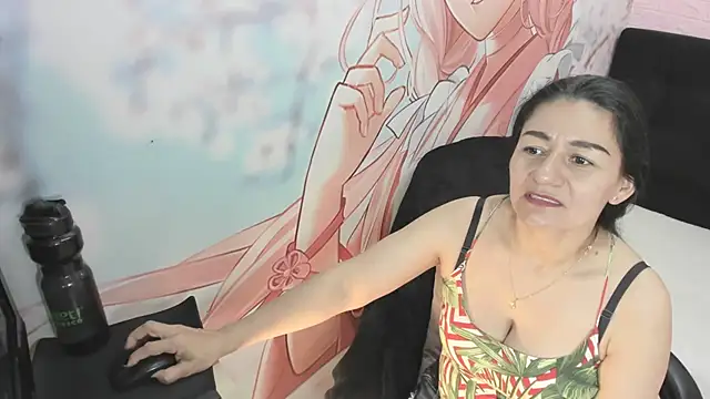 Snapshot of AllysonMilf69 chatting on 05/07/26, 02:33 AllysonMilf69 online show from 05/07/26, 02:33