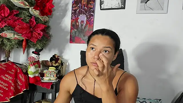 ArtemisGenkai0 online show from 01/04/25, 09:52